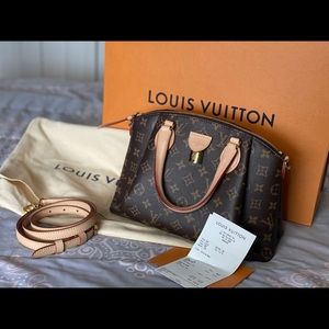 Louis Vuitton Rivoli PM